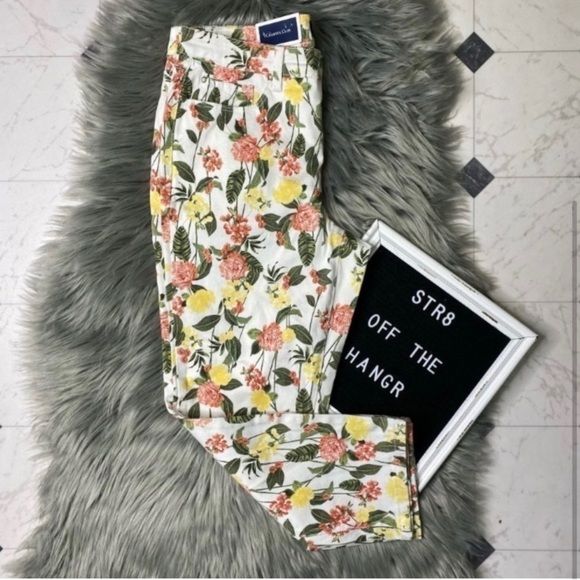 NWT Charter Club floral print bristol capris new with tags - Picture 2 of 3